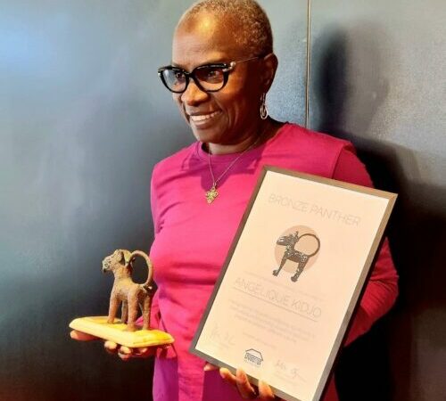 Prix ​​de la culture Villa Karo Panthère de bronze 2022 à Angélique Kidjo